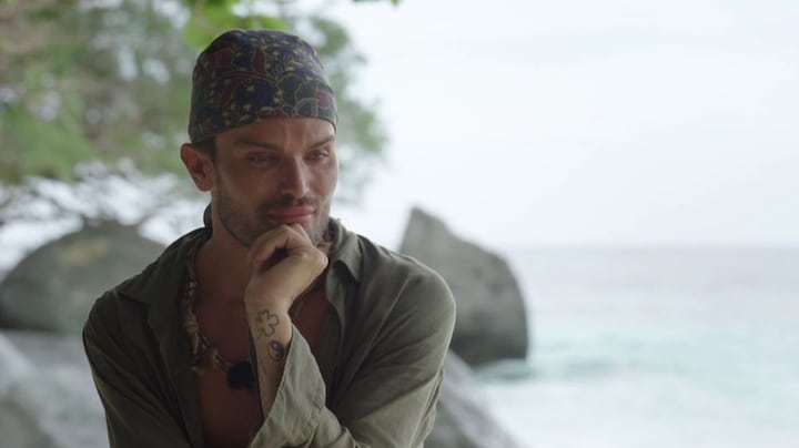 Moeder Koen Pieter van Dijk geëmotioneerd door confronterend moment in Expeditie Robinson: 'Brullen op de bank' 