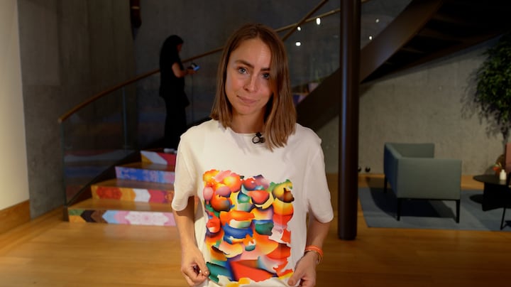 Regenboogshirt beschermt queer activisten tegen gezichtsherkenning