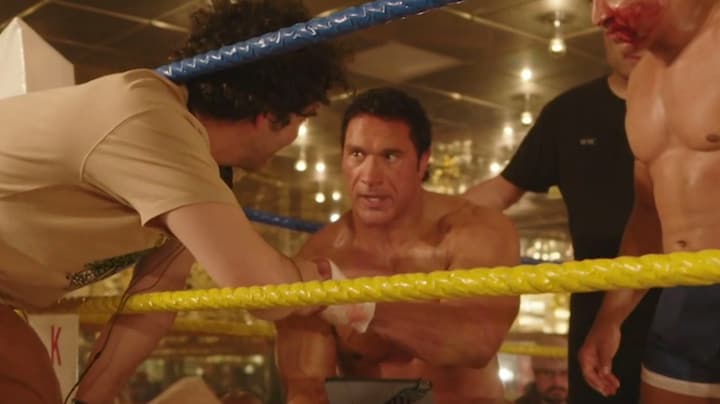 Dwayne Johnson kruipt in de huid van The Smashing Machine: 'Herkent hem bijna niet'