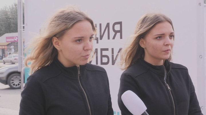 Campaign poisoned Navalny continues: twins join the fight against Kremlin