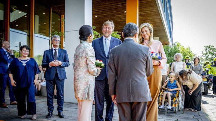 Keizer Naruhito en keizerin Masako nemen afscheid: 'Groetjes aan Mambo'