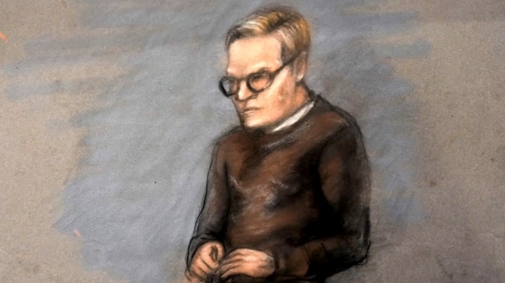 Marius Borg Høiby houdt vast aan rozenkrans tijdens eerste zitting: 'Hij kan niet lang stilzitten'