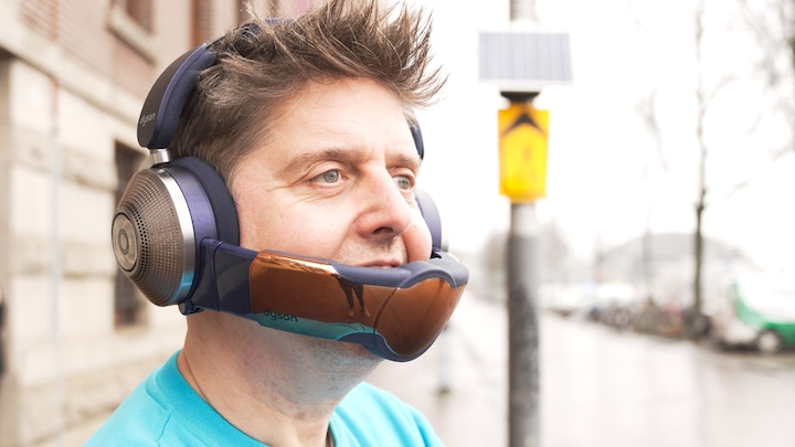 Thumbnail for article: Dysons eerste wearable: zou jij 'm dragen?