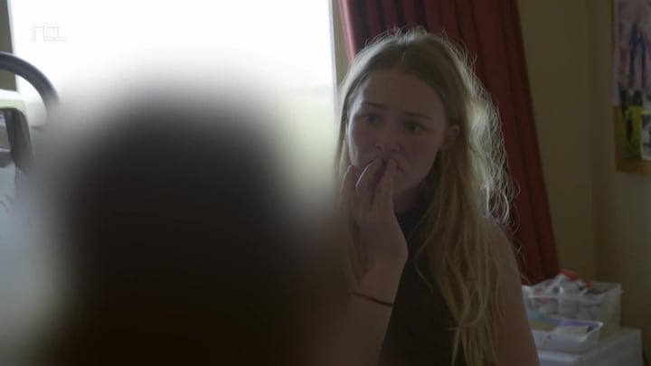 Monica zit vast: ‘Mis mijn kinderen elke dag’
