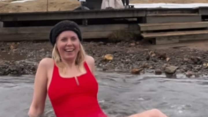 Bettina Holwerda geniet op verjaardag met zoontje van IJsland