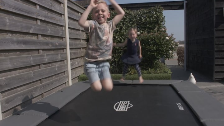 Trampolines niet aan te slepen: 'Mensen letten niet meer op de prijs'