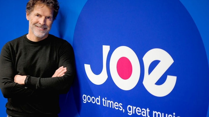 Hoe weet radiozender JOE allemaal prominente namen te strikken? 