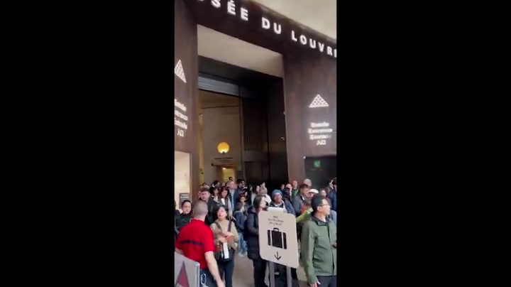 Louvre loopt leeg na diefstal topstukken van Napoleon