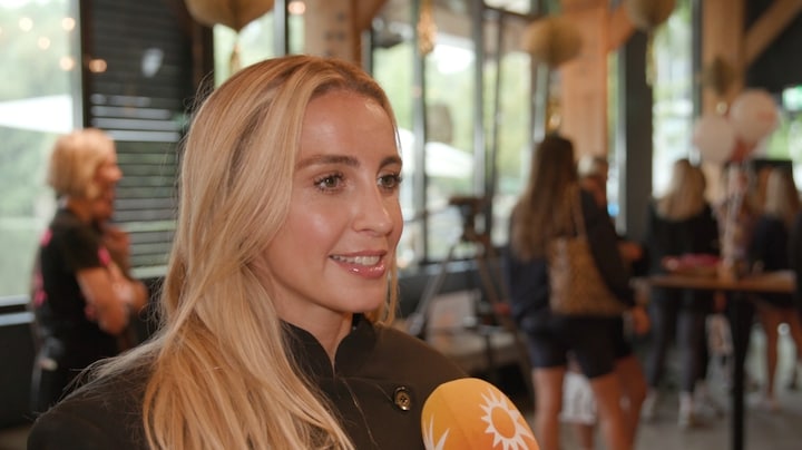Iris Enthoven overladen met ‘juice’ na aankondiging presentatie klus Buzz