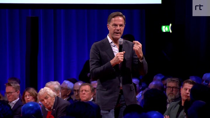Rutte geeft VVD-leden 'persoonlijk commitment' om instroom te beperken