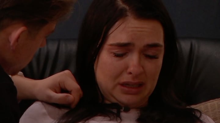 Roxy ontroostbaar na verbroken vertrouwen in De Bondgenoten