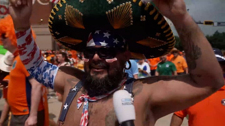 Duizenden fans uit Amerika, Mexico en Japan lopen mee in Oranjemars 