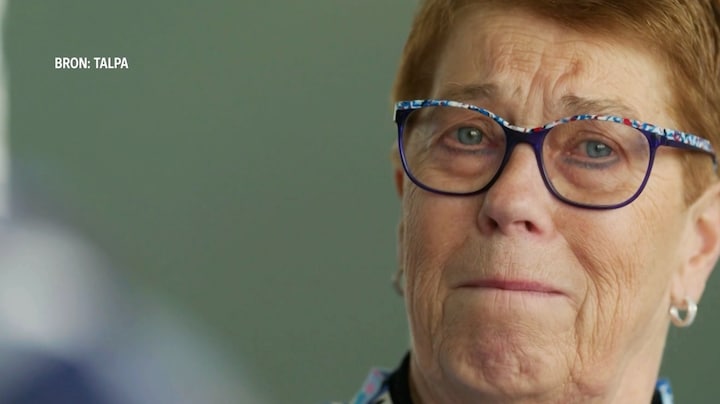 Janny in tranen om dreiging van broer: 'Wilde me vermoorden'