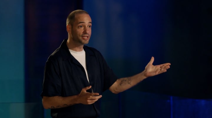 Valerio Zeno brengt oud-kandidaat terug het spel in: 'Krijg nou wat' 