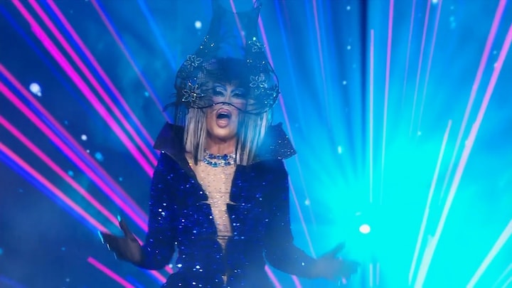 Sabrina Bescheur kruipt in de huid van Celine Dion tijdens de Songfestivalspecial van MUYM