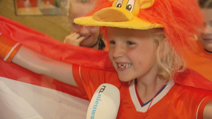 Ontlading Oranjefans na eindsignaal: 'Bang dat ze gingen verliezen' 