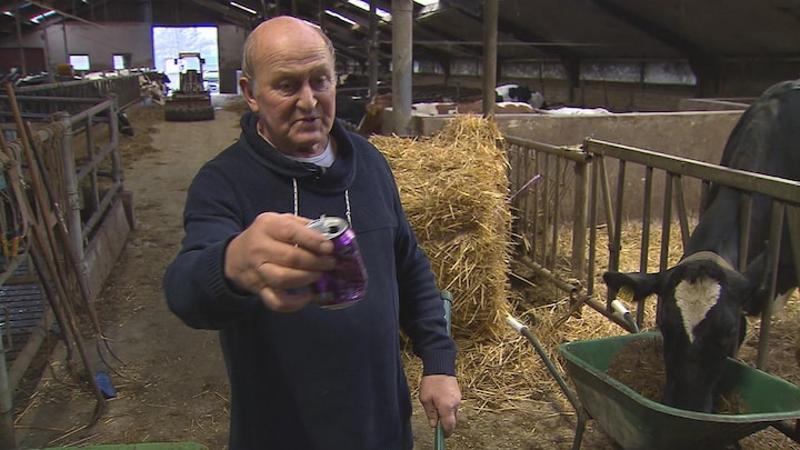 Boer Gerrit blij met statiegeld: 'Vijf koeien dood door eten blikjes'