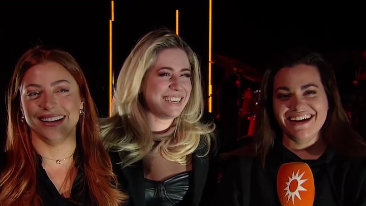 OG3NE gooit het over een andere boeg met theatertour