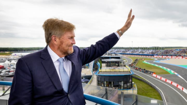 Koning Willem-Alexander heeft imago opgevijzeld: 'Zit in een goede flow'