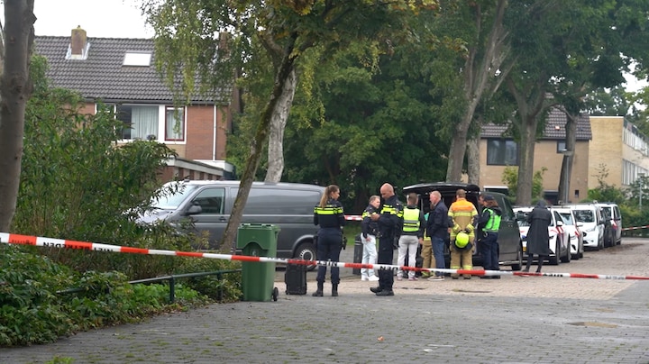 Drie doden aangetroffen in woning Alkmaar, over slachtoffers niks bekend 