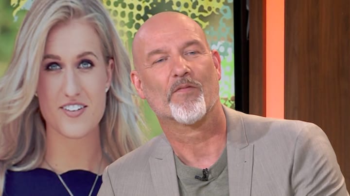 'Neppe' Britt Dekker onder vuur na discussie met Angela de Jong