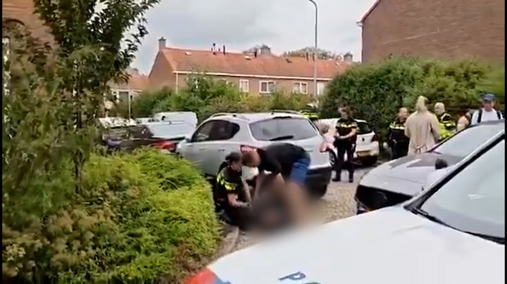 Bedrijfsleider stopt overvaller,  maar is nu zelf verdachte