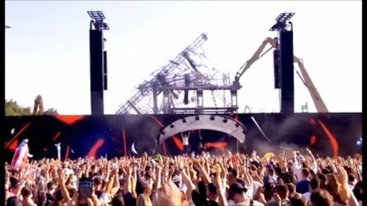 Dit is het nieuwe hoofdpodium van Tomorrowland, festival van start