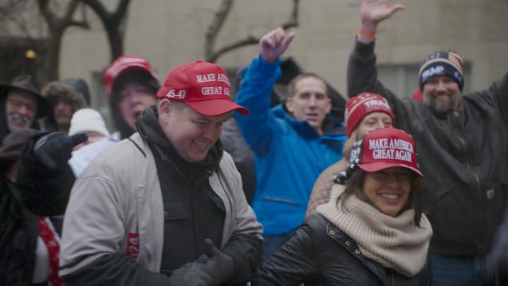 Blije Trump-fans trotseren kou: 'Ik moet ervan huilen'