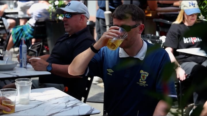Bier niet aan te slepen dankzij Schotse fans: 'Ongeveer 150 vaatjes'