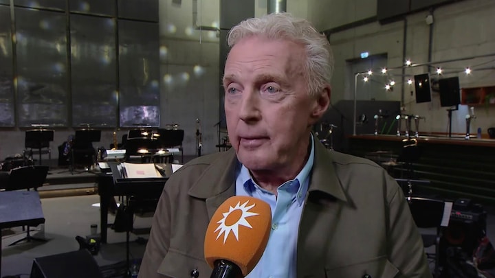André van Duin treurt om overleden hond Nhaan: 'De Lassie van deze tijd'